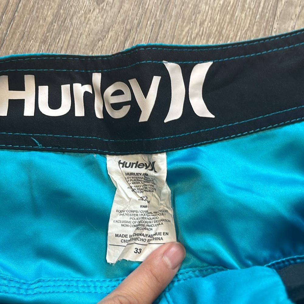 Hurley mens boardshorts - Picture 4 of 5